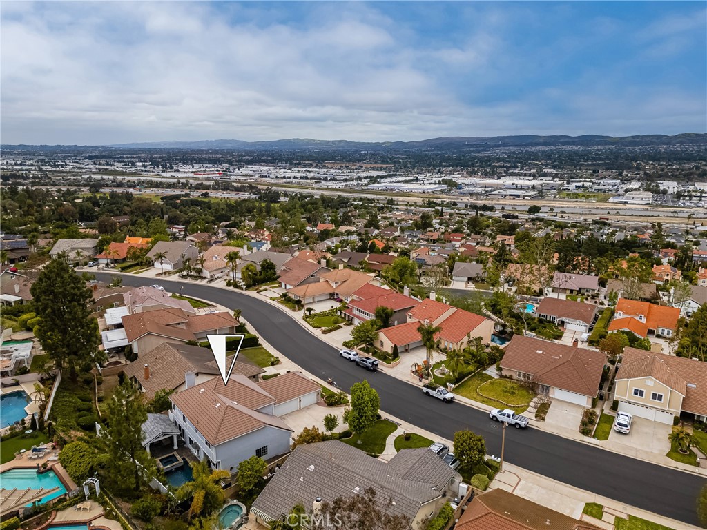 342 S SILVERBROOK DR.