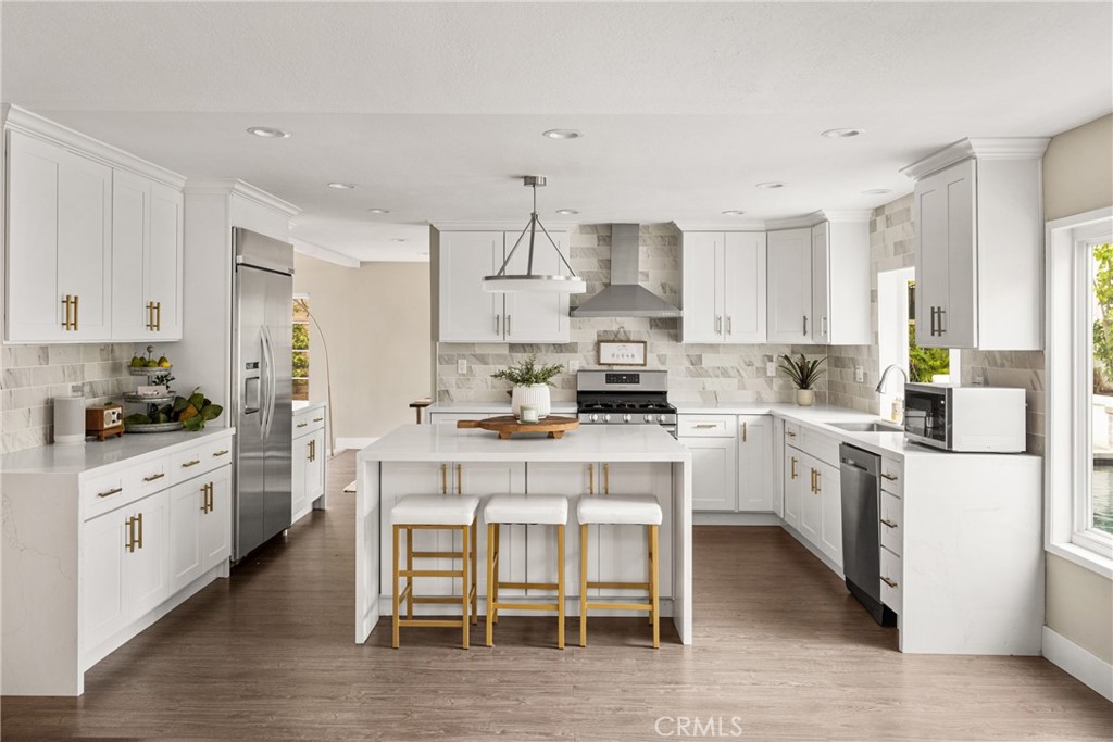 342 S SILVERBROOK DR.