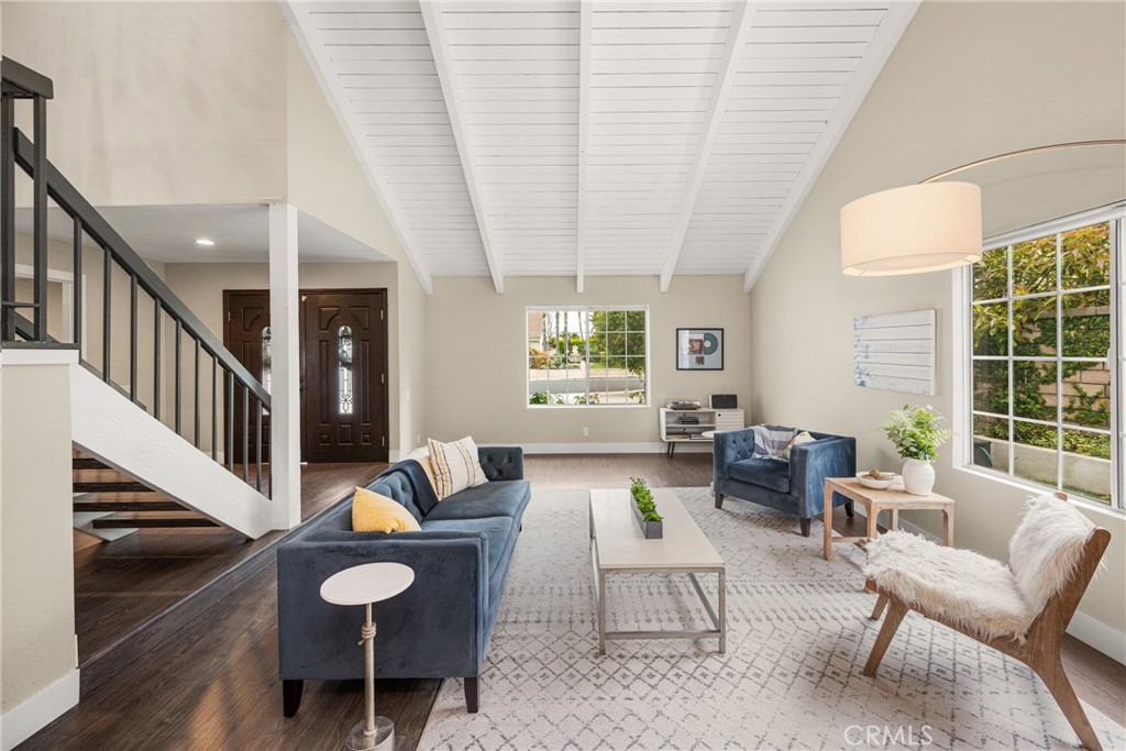 342 S SILVERBROOK DR.