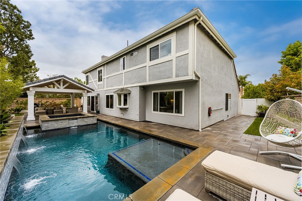 342 S SILVERBROOK DR.