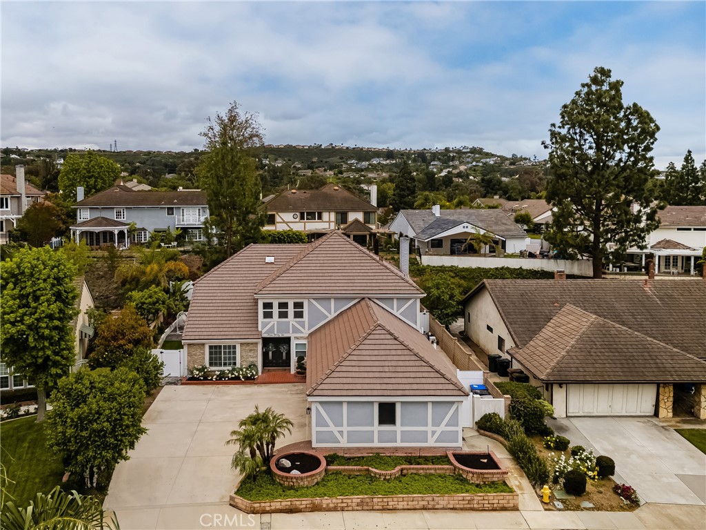 342 S SILVERBROOK DR.