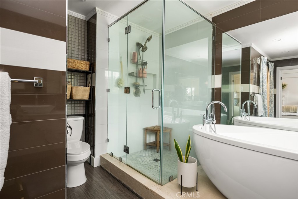 342 S SILVERBROOK DR.