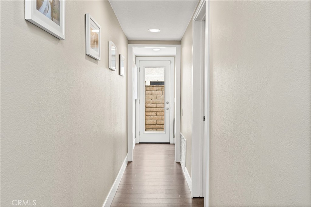 342 S SILVERBROOK DR.