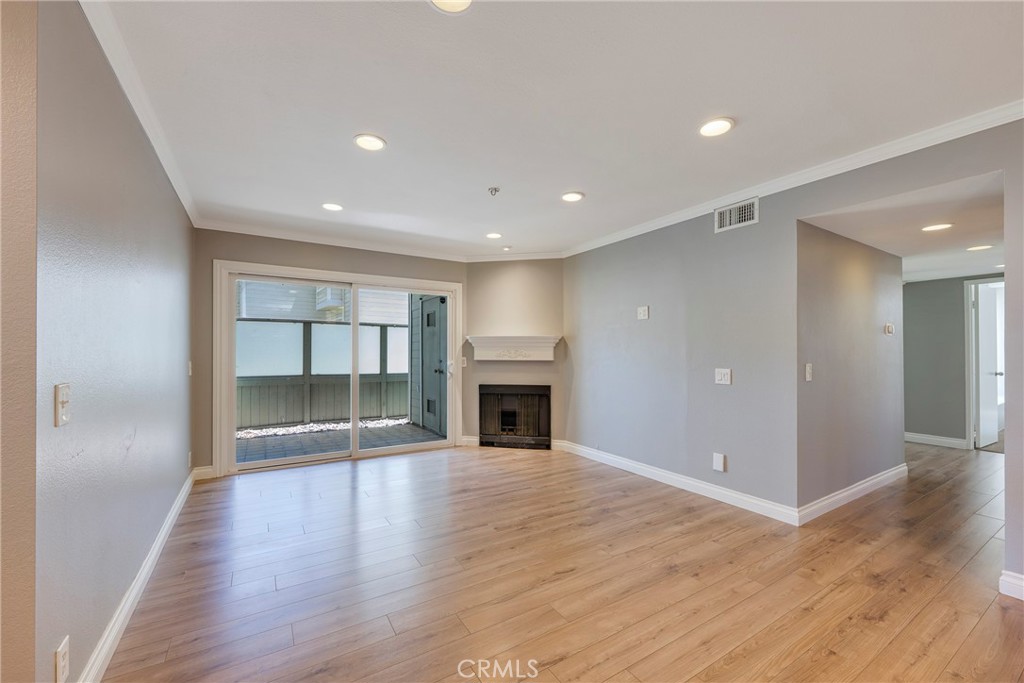 5812 Old Village Road 212