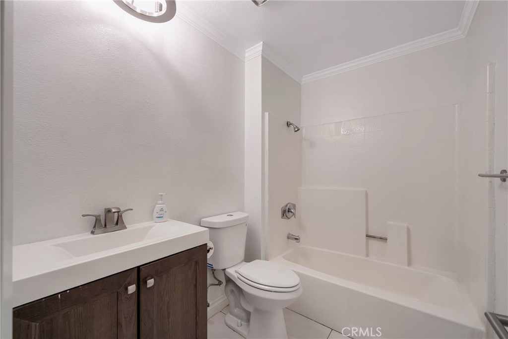 5812 Old Village Road 212