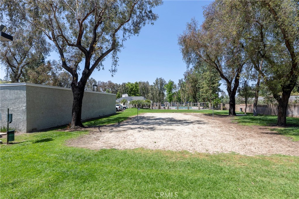 5812 Old Village Road 212