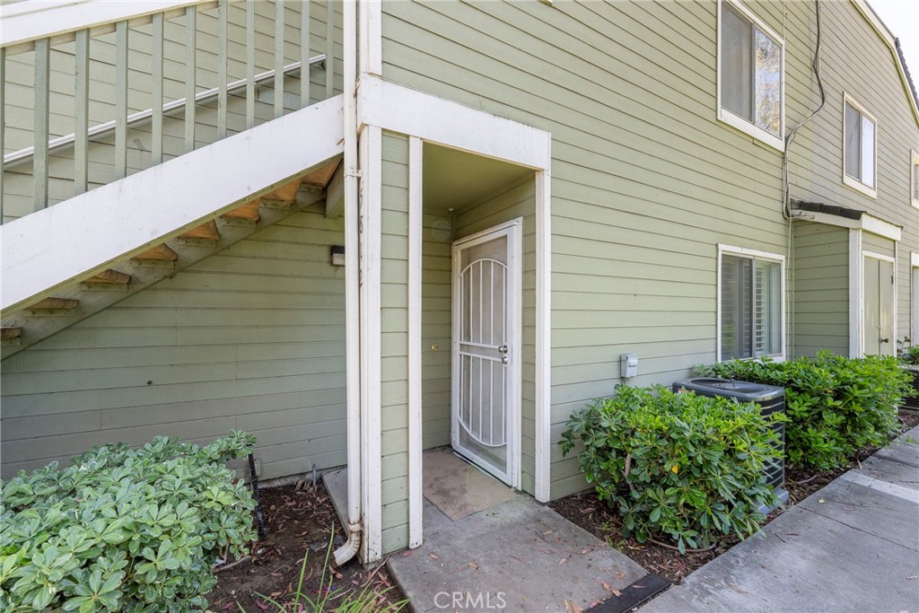 5812 Old Village Road 212