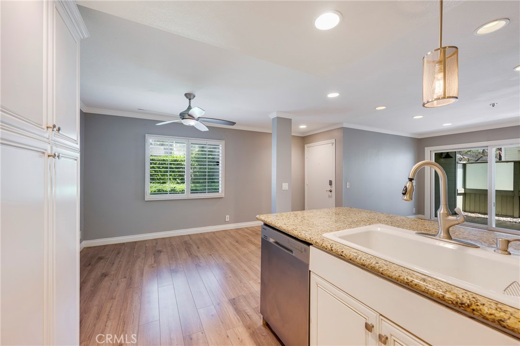 5812 Old Village Road 212