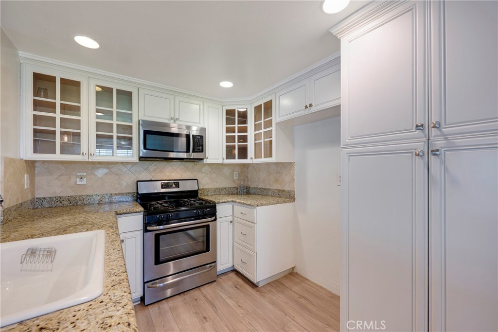 5812 Old Village Road 212