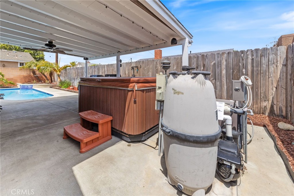 7449 Mckinley Circle