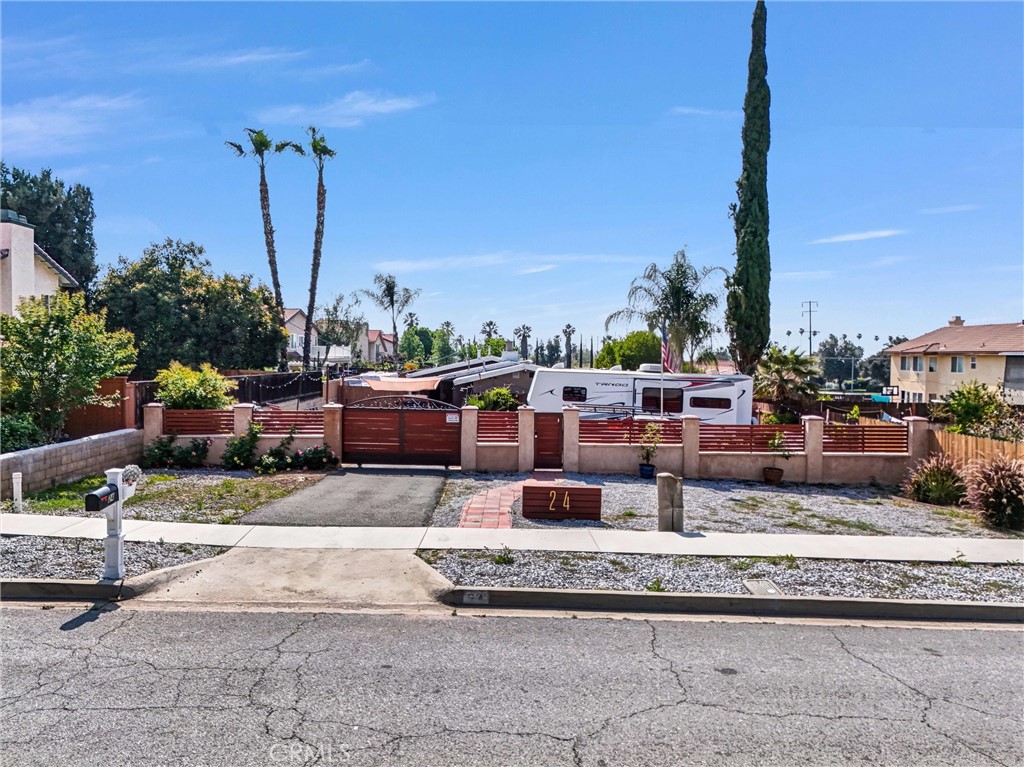 24 S La Salle Street