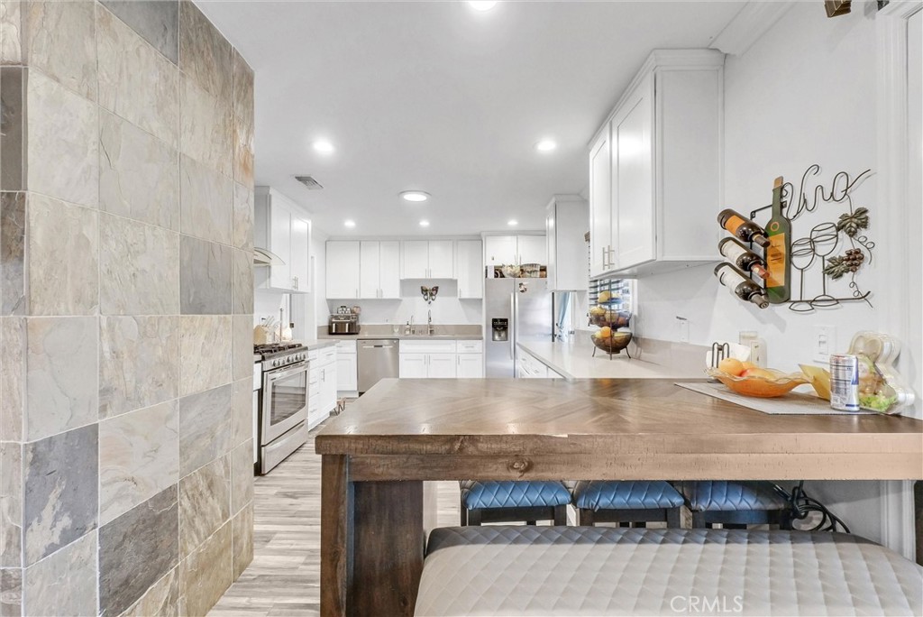 24 S La Salle Street