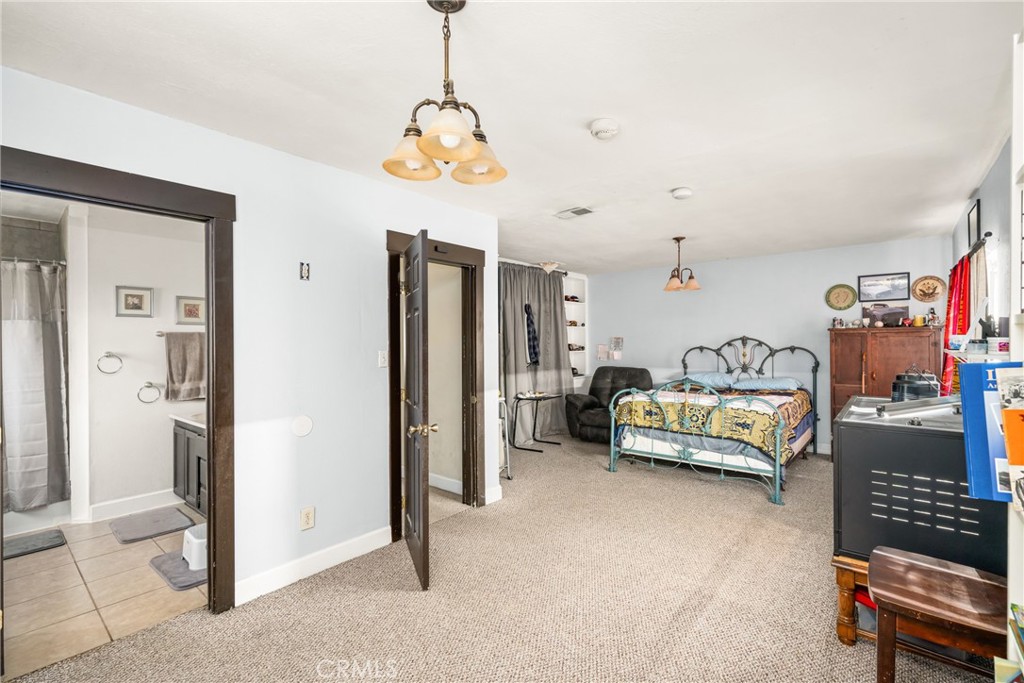 13911 Pacific Avenue