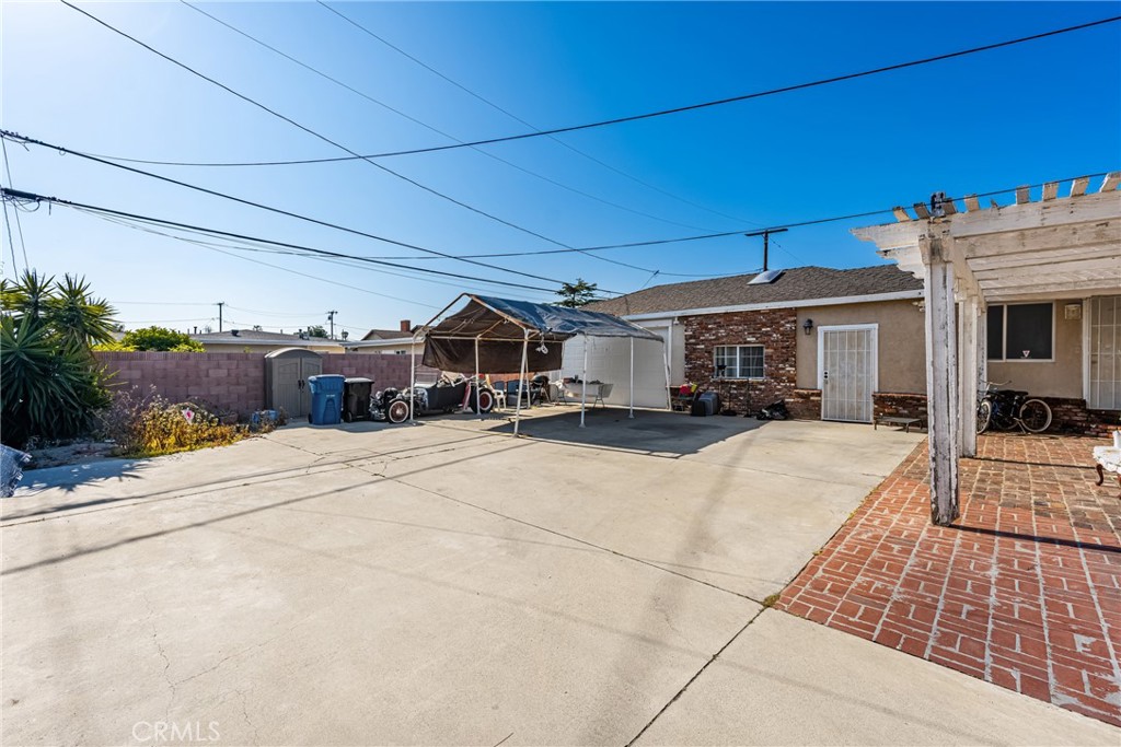 13911 Pacific Avenue