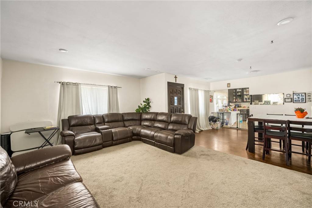 13911 Pacific Avenue