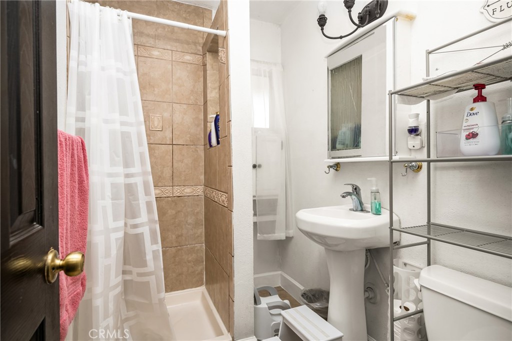 13911 Pacific Avenue