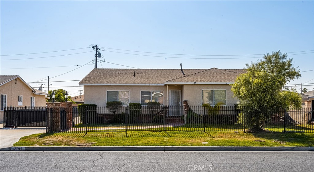 13911 Pacific Avenue