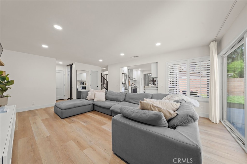 6065 East Camino Manzano