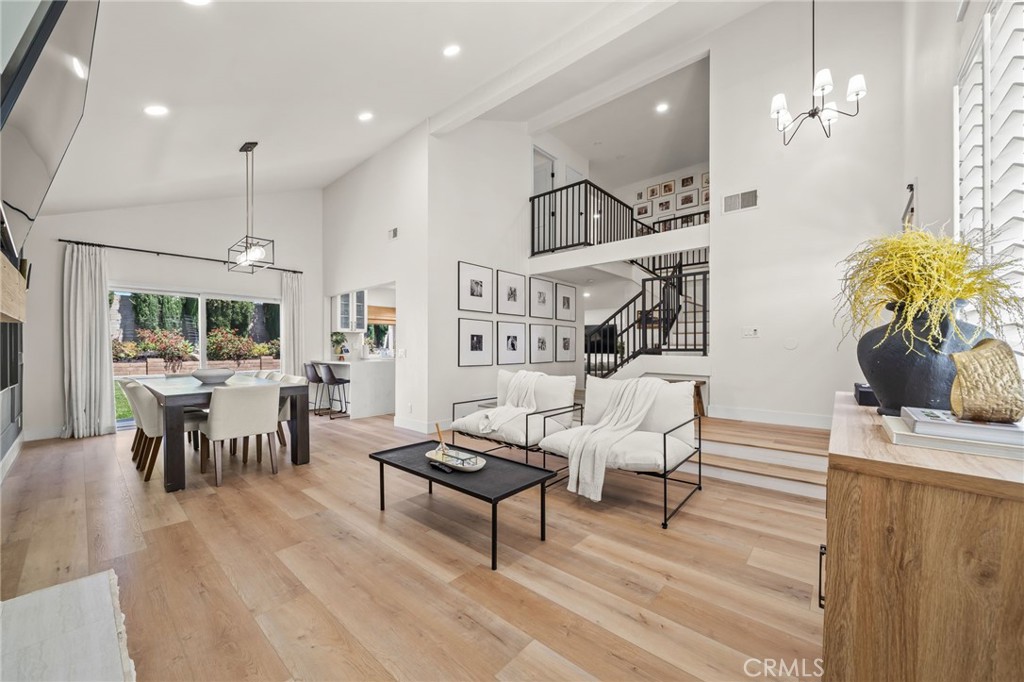 6065 East Camino Manzano