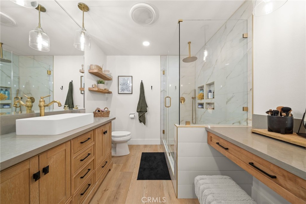 6065 East Camino Manzano