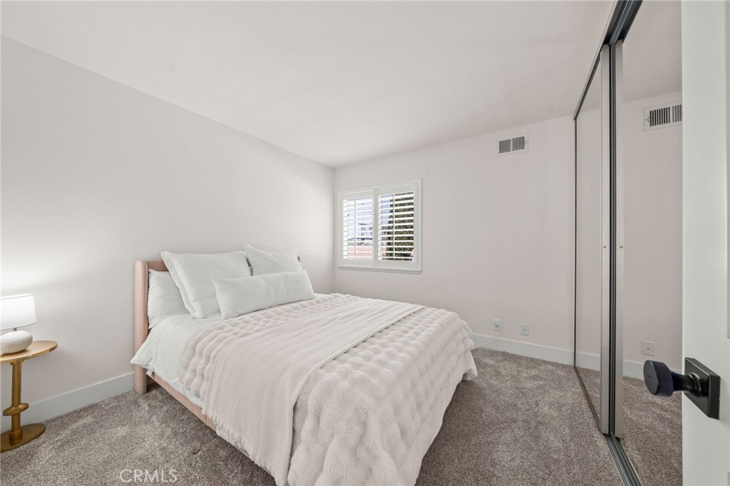 6065 East Camino Manzano