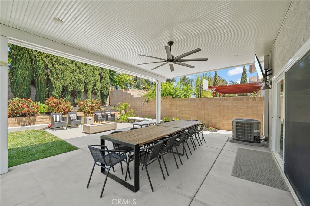 6065 East Camino Manzano