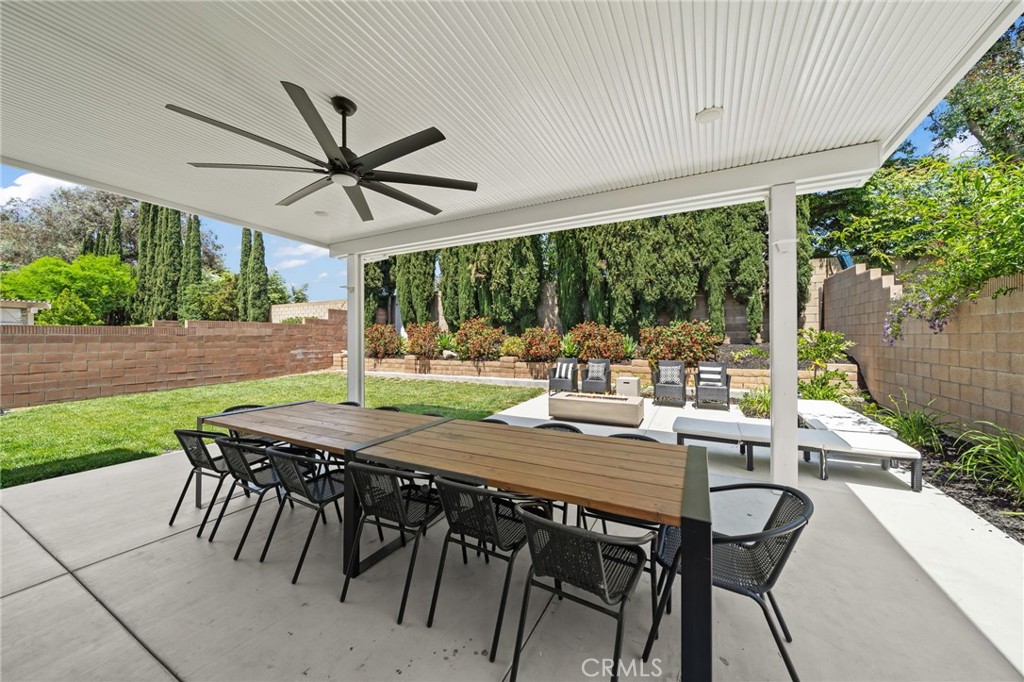 6065 East Camino Manzano