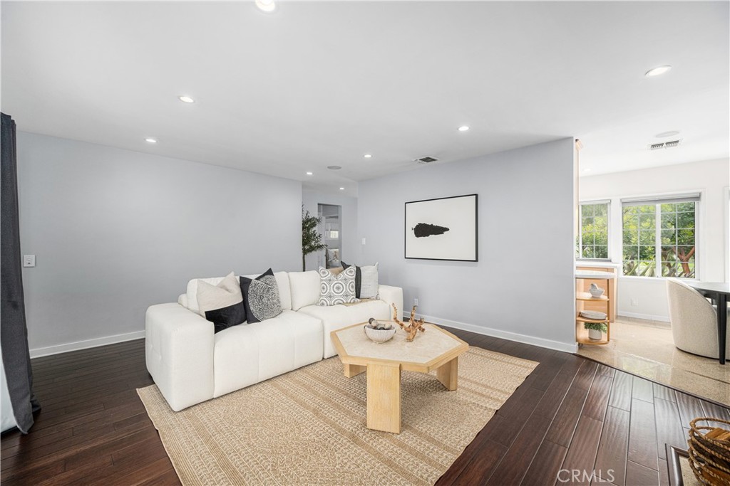 3113 San Anseline Avenue