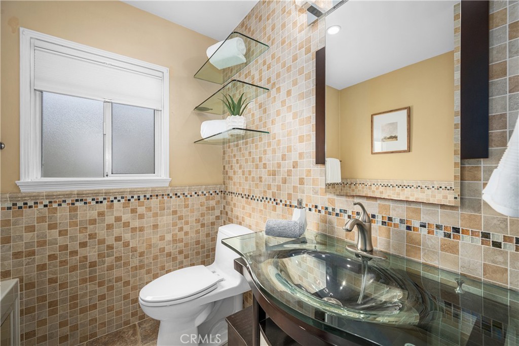 3113 San Anseline Avenue