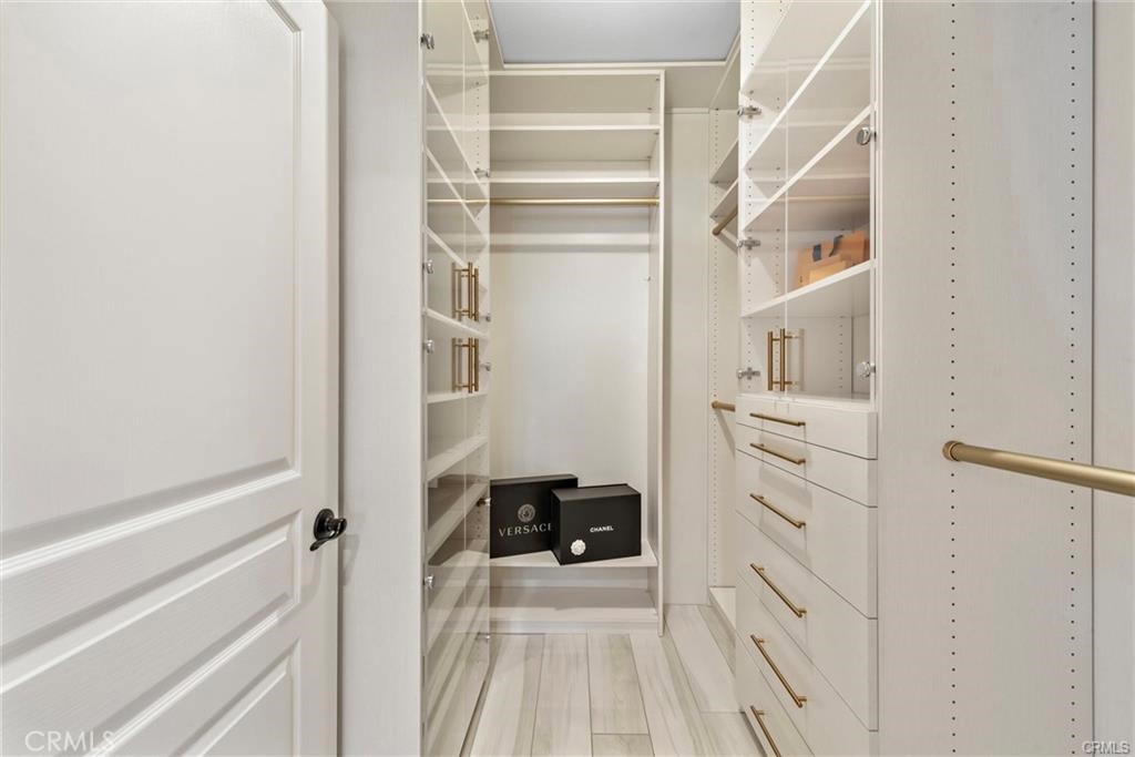 2123 Watermarke Place