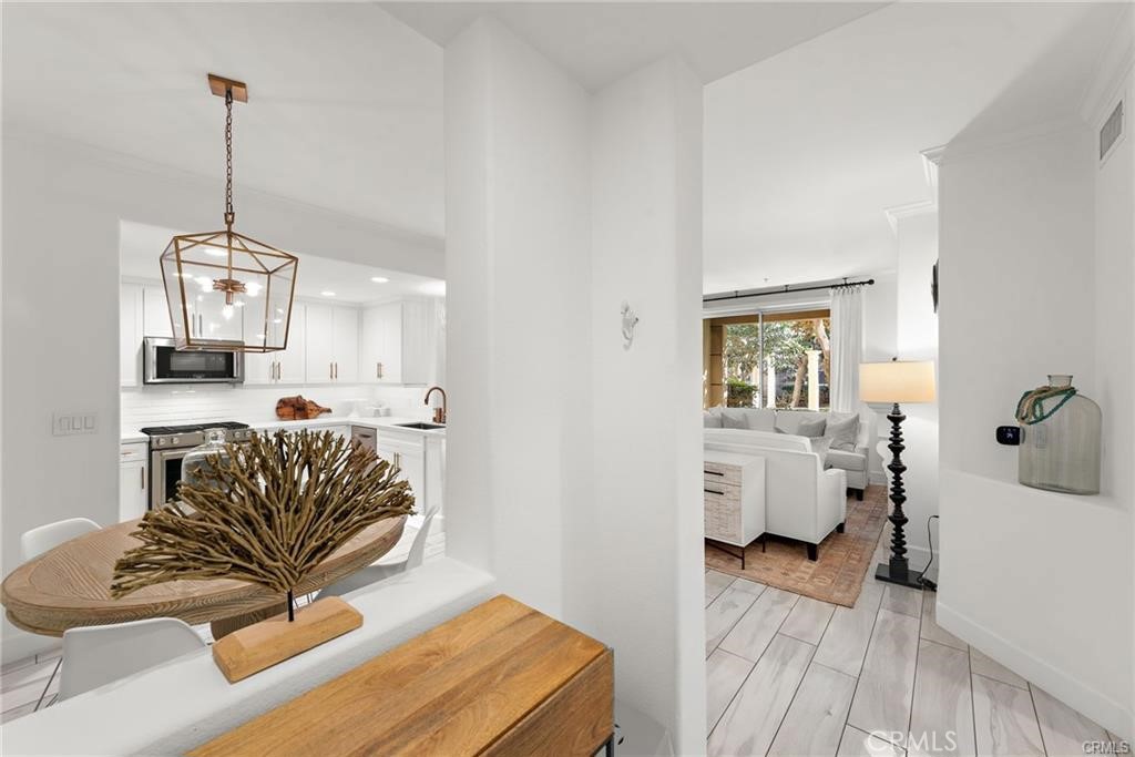 2123 Watermarke Place