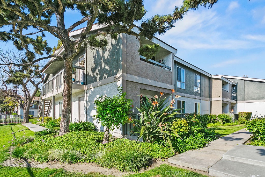 2835 S Fairview Street C