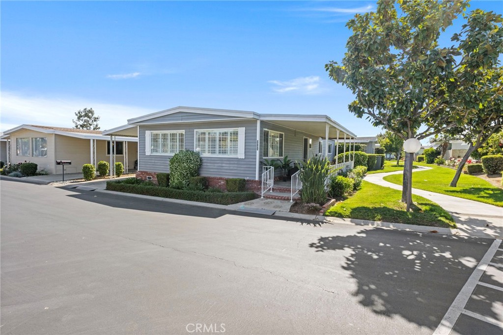 3731 Lake Side Drive