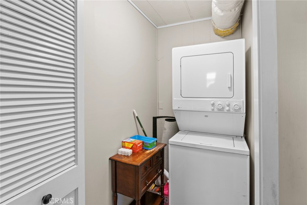 3731 Lake Side Drive