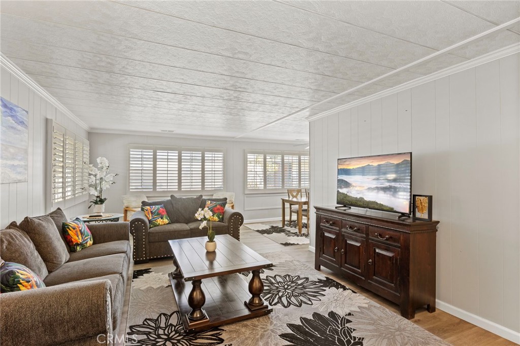 3731 Lake Side Drive