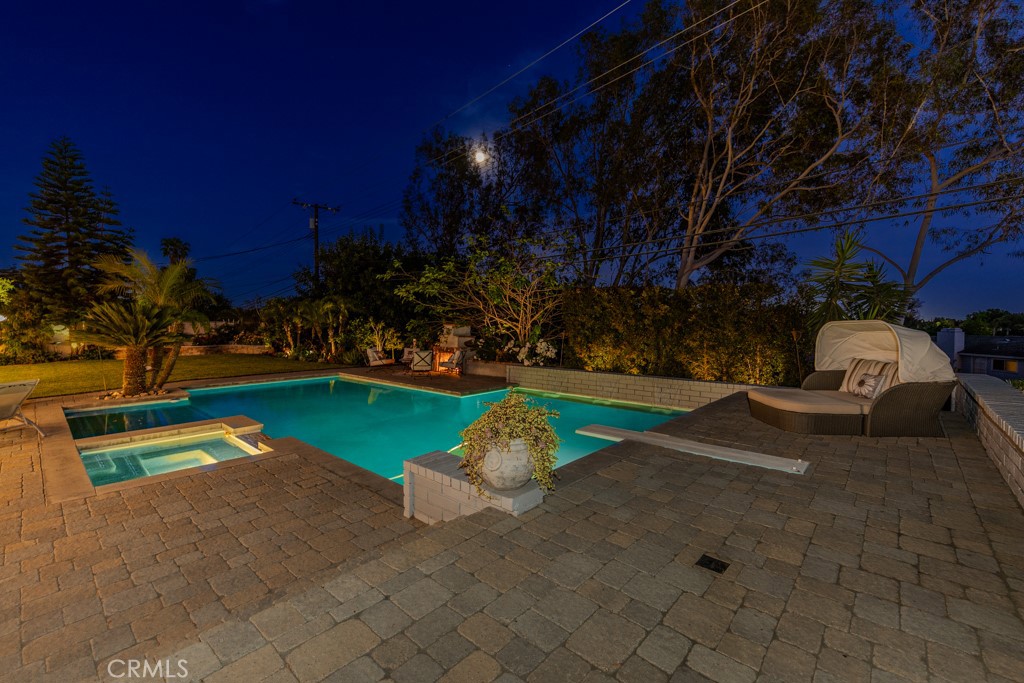 1448 W Domingo Road