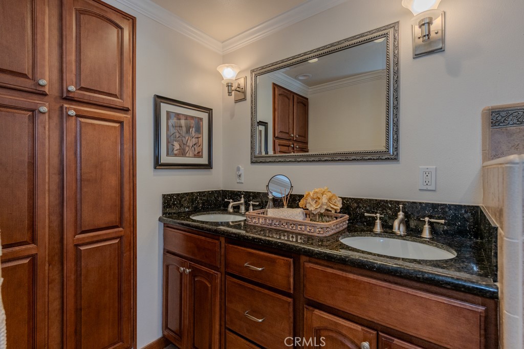 1448 W Domingo Road