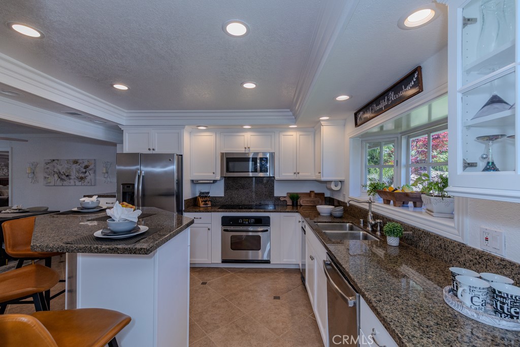 1448 W Domingo Road