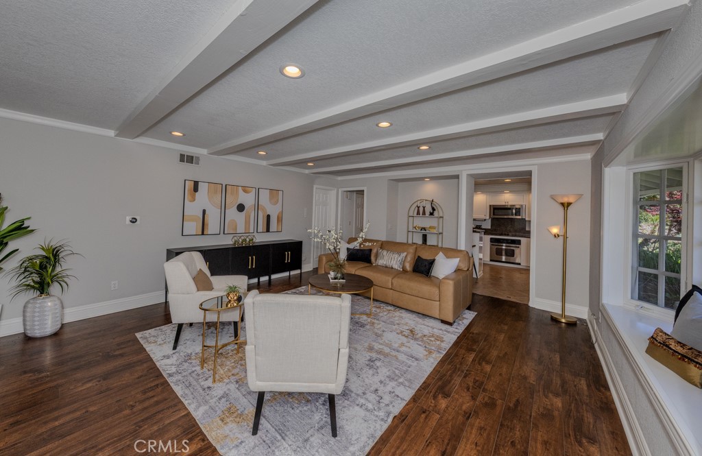 1448 W Domingo Road