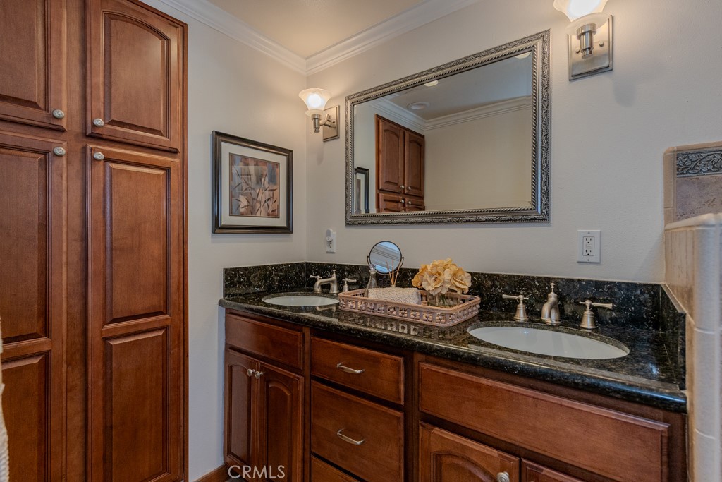 1448 W Domingo Road
