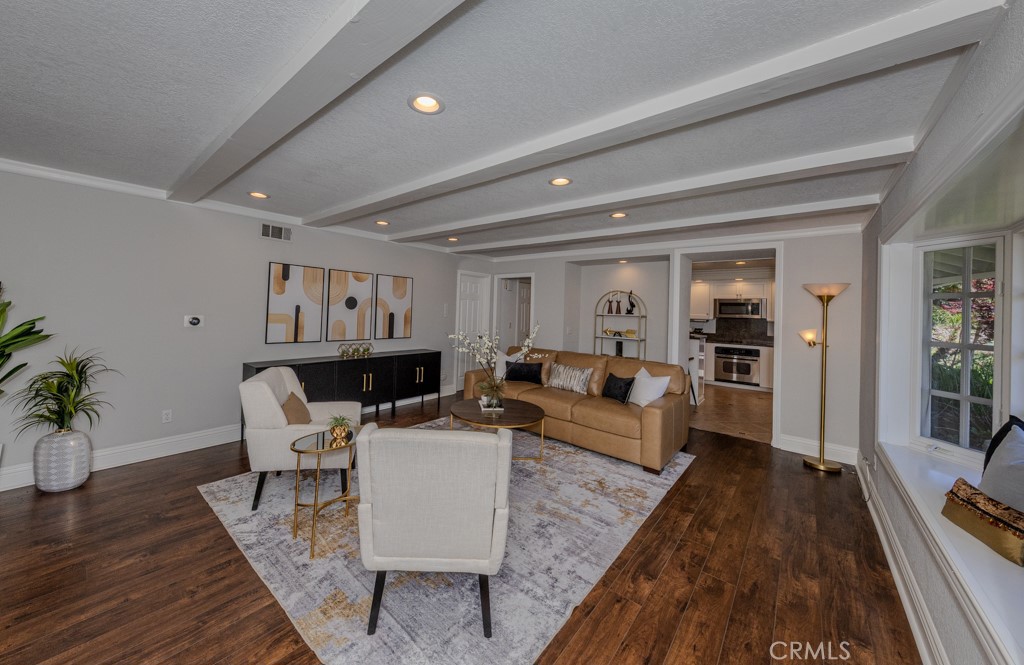 1448 W Domingo Road