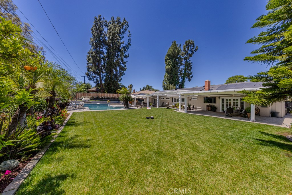1448 W Domingo Road