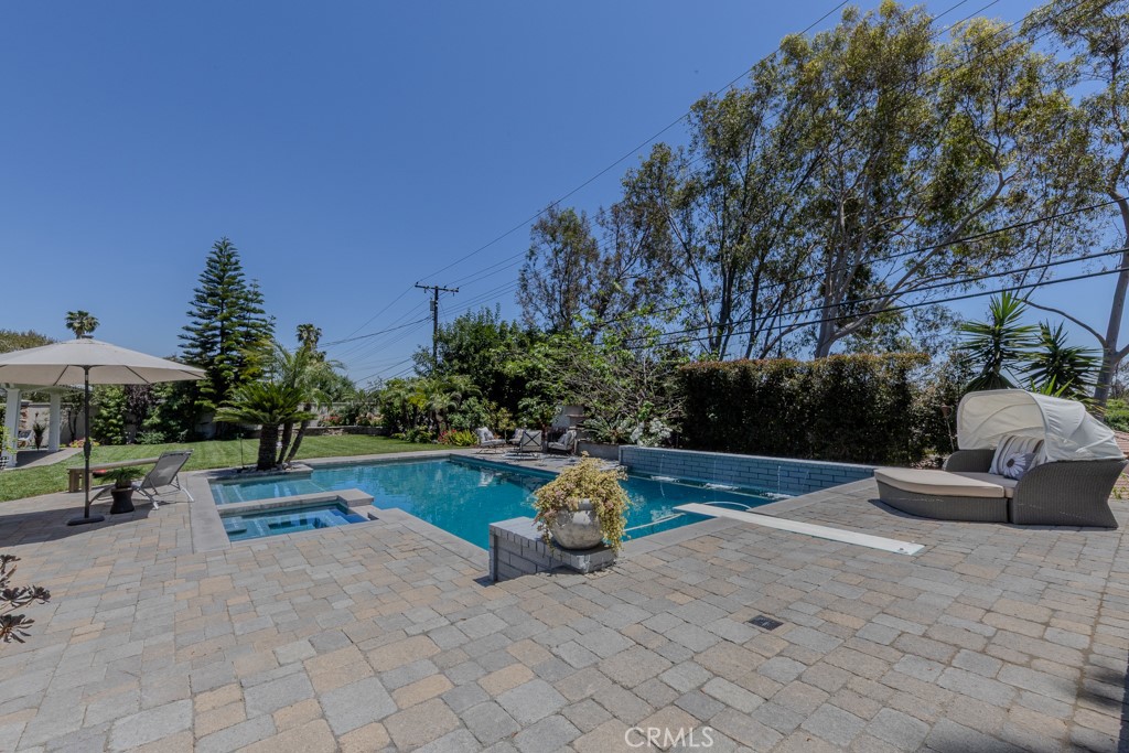 1448 W Domingo Road