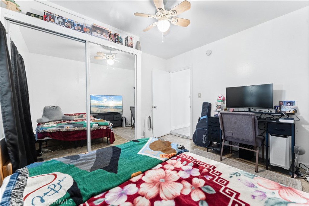 2414 W 6th Street