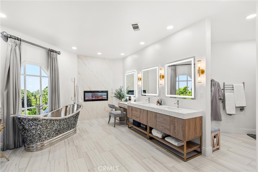 1331 Hidden Springs Drive