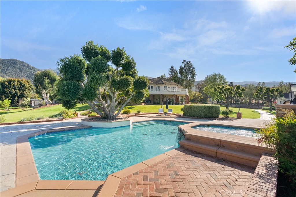1331 Hidden Springs Drive