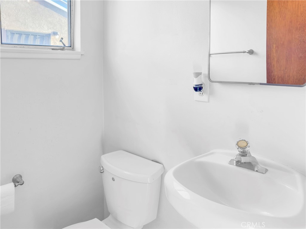 10300 Miranda Avenue