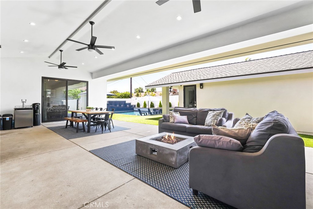 11221 Davenport Road