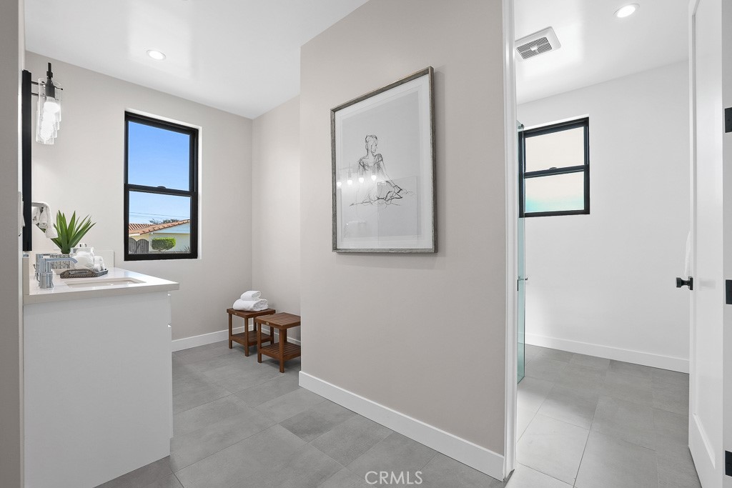 11221 Davenport Road