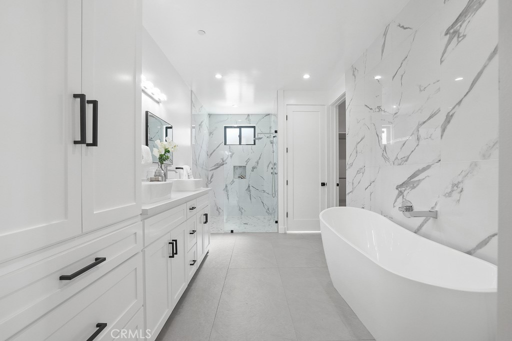 11221 Davenport Road